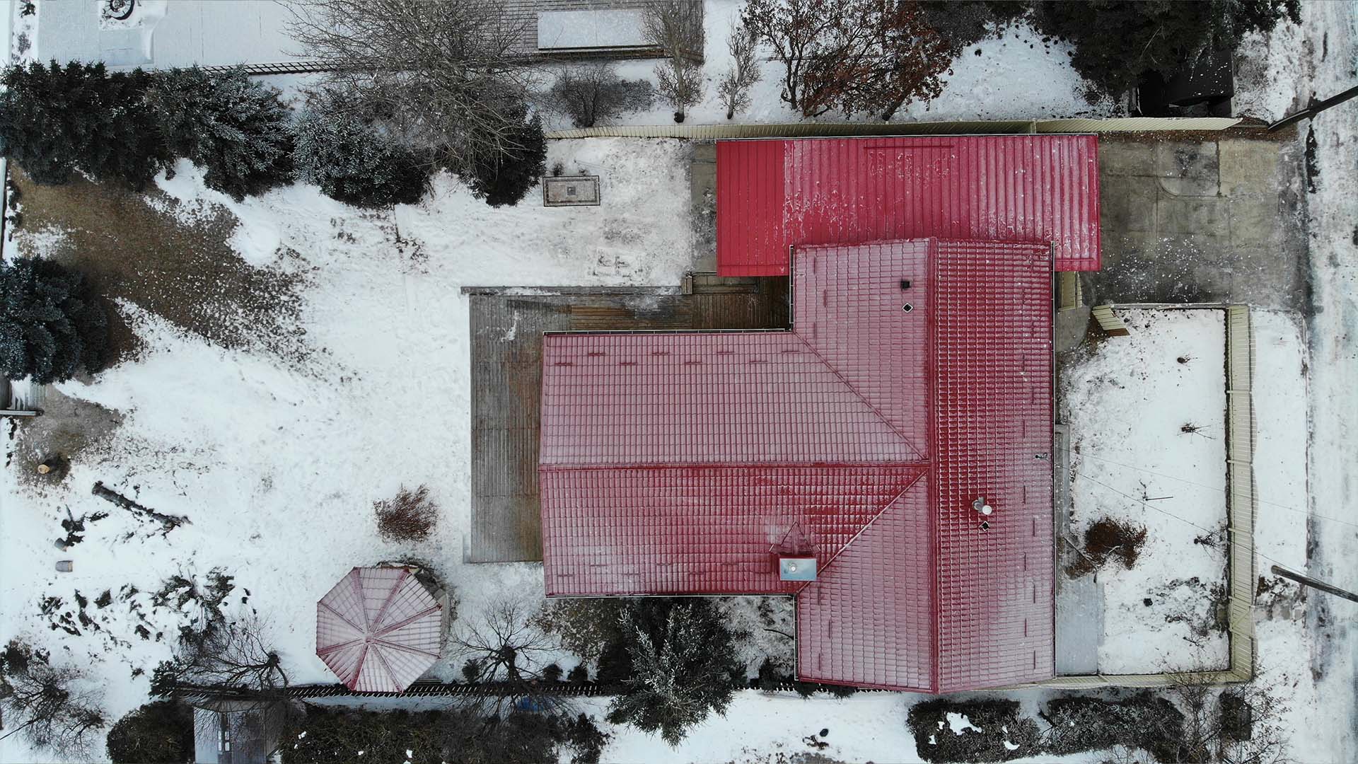 Red metal tiles